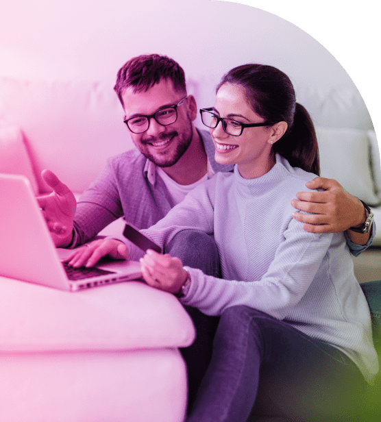 mobile_secondary-image_two-people-smiling-at-a-computer-on-the couch_583x646_2x